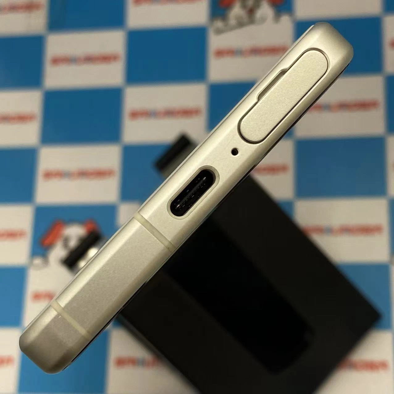 Xperia 5 IV 8GB/128GB エクリュホワイト SOG09 AU版SIMフリー 極美品 au