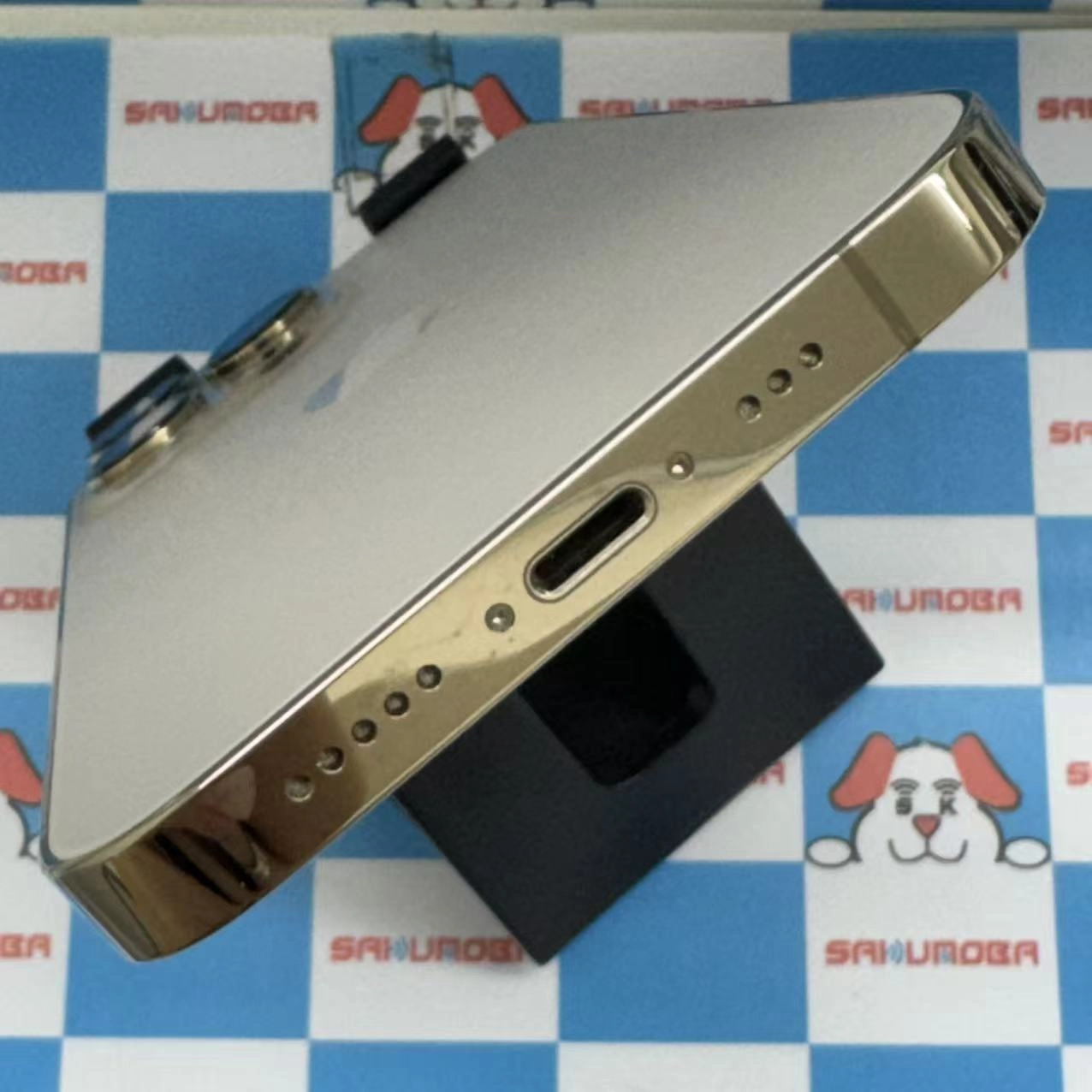 iPhone13 Pro 256GB ゴールド MLUQ3J/A SIMロック解除済 AU版SIMフリー