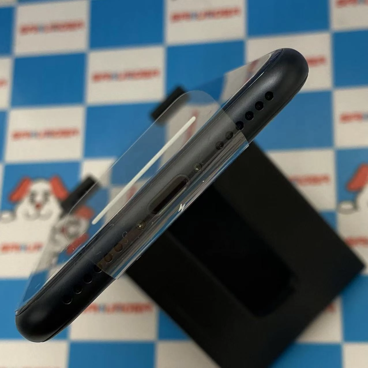 iPhoneSE 第3世代 64GB ミッドナイト MMYC3J/A SIMフリー 開封未使用品