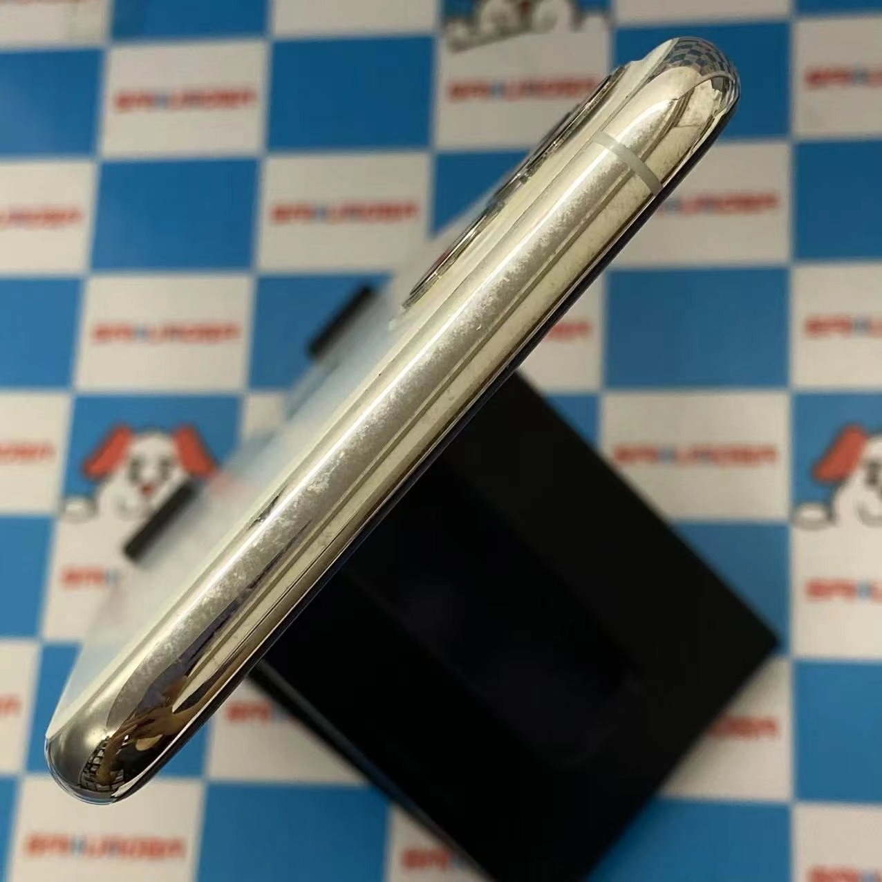 iPhone11 Pro Max 64GB シルバー MWHF2J/A docomo版SIMフリー ジャンク品