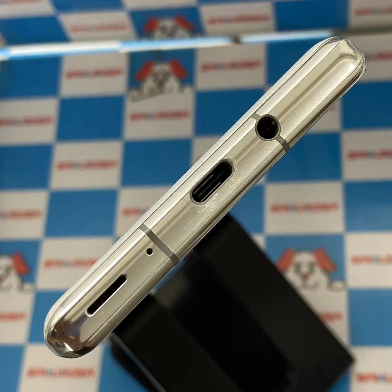 AQUOS R6 128GB ホワイト SH-51B docomo版SIMフリー