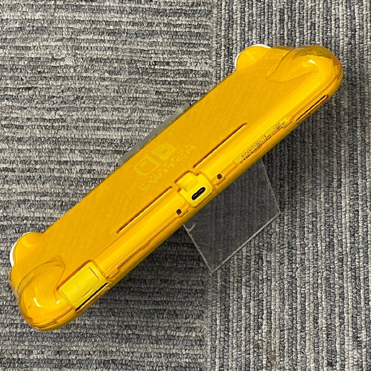 Nintendo Switch Lite 2019年モデル 32GB イエロー HDH-S-YAZAA 極美品