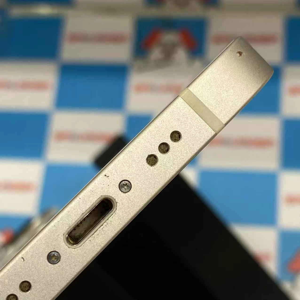 iPhone13 128GB スターライト MLND3J/A SoftBank版SIMフリー