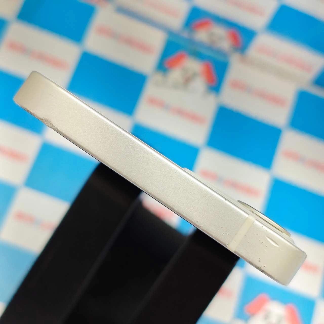 iPhone12 mini 64GB ホワイト MGA63J/A AU版SIMフリー ジャンク品 au