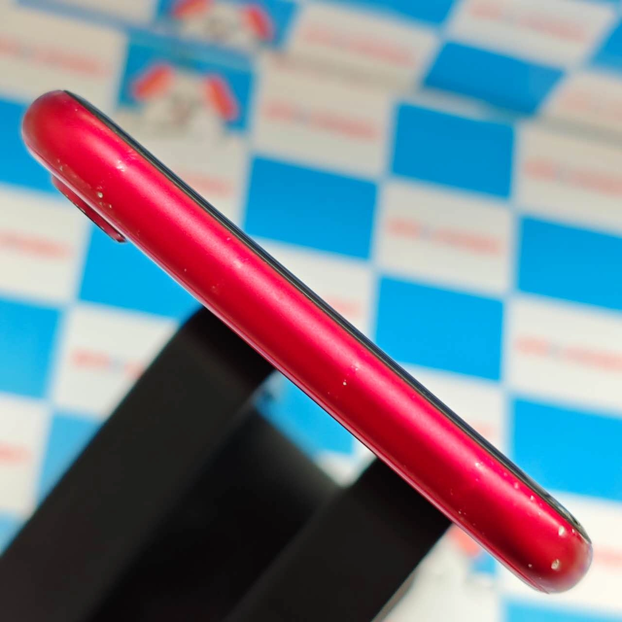 iPhoneSE 第2世代 64GB Product Red MX9U2J/A docomo版SIMフリー ジャンク品