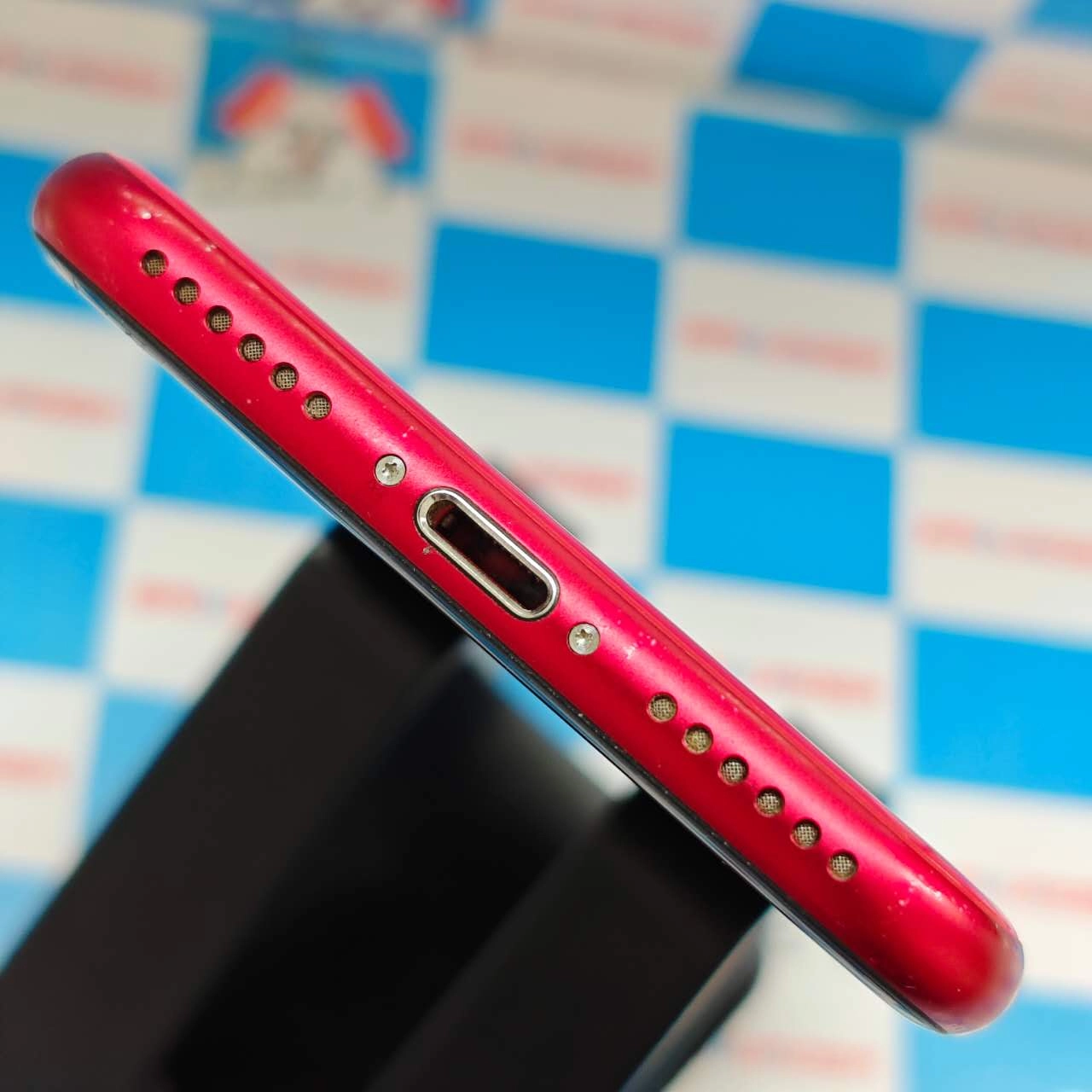 iPhoneSE 第2世代 64GB Product Red MX9U2J/A docomo版SIMフリー ジャンク品