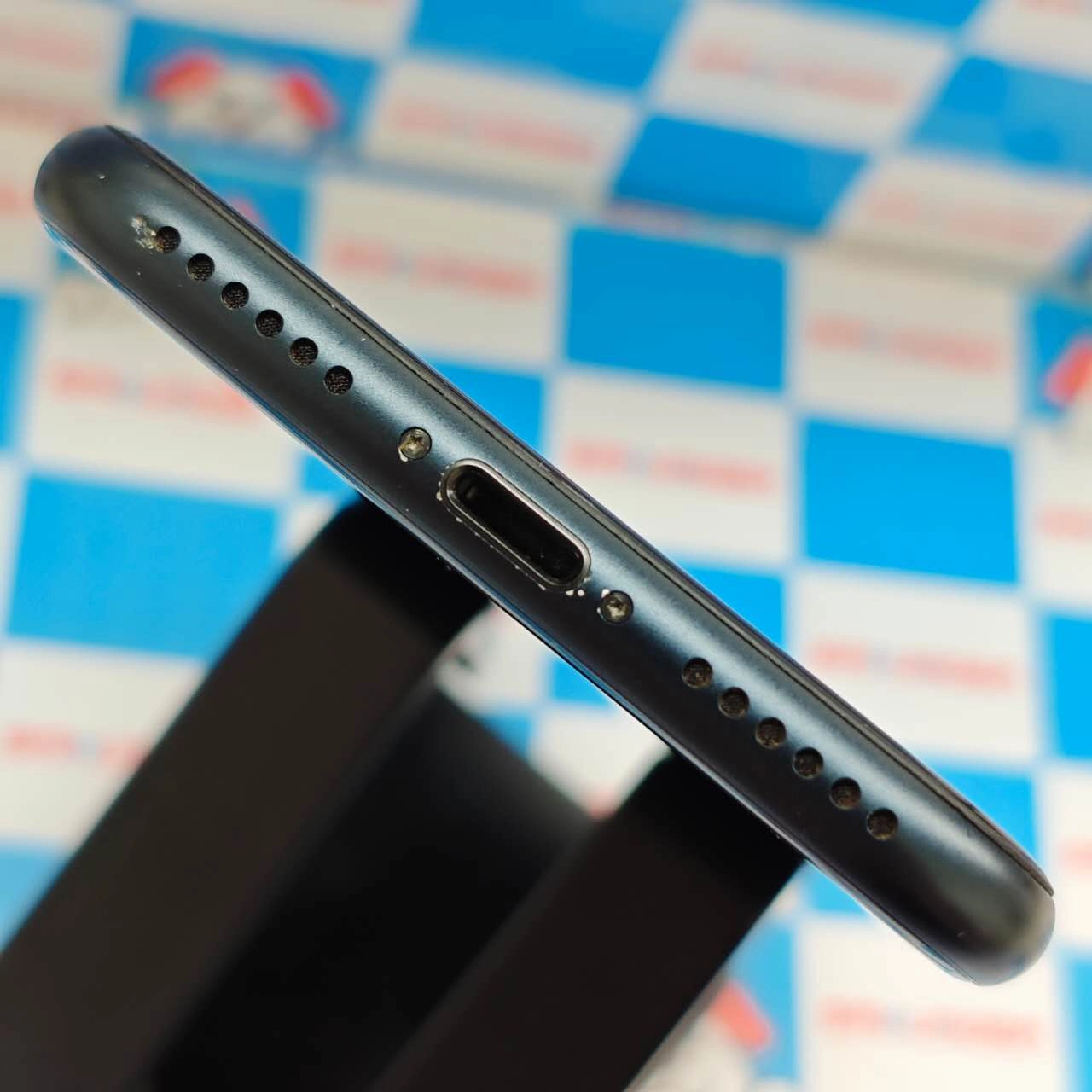 iPhoneSE 第3世代 64GB ミッドナイト MMYC3J/A SoftBank版SIMフリー