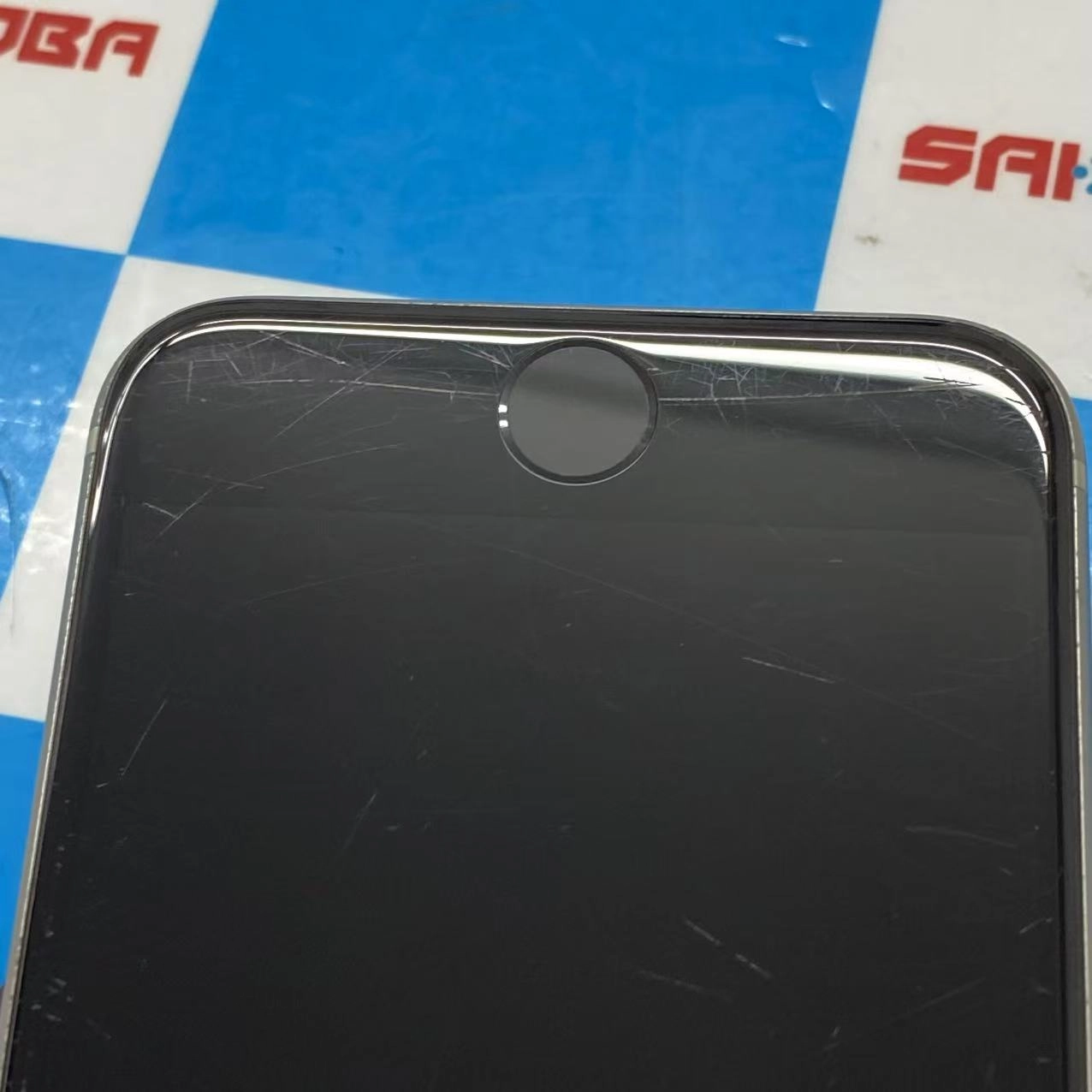 iPhoneSE 第3世代 128GB スターライト MMYG3J/A SoftBank版SIMフリー