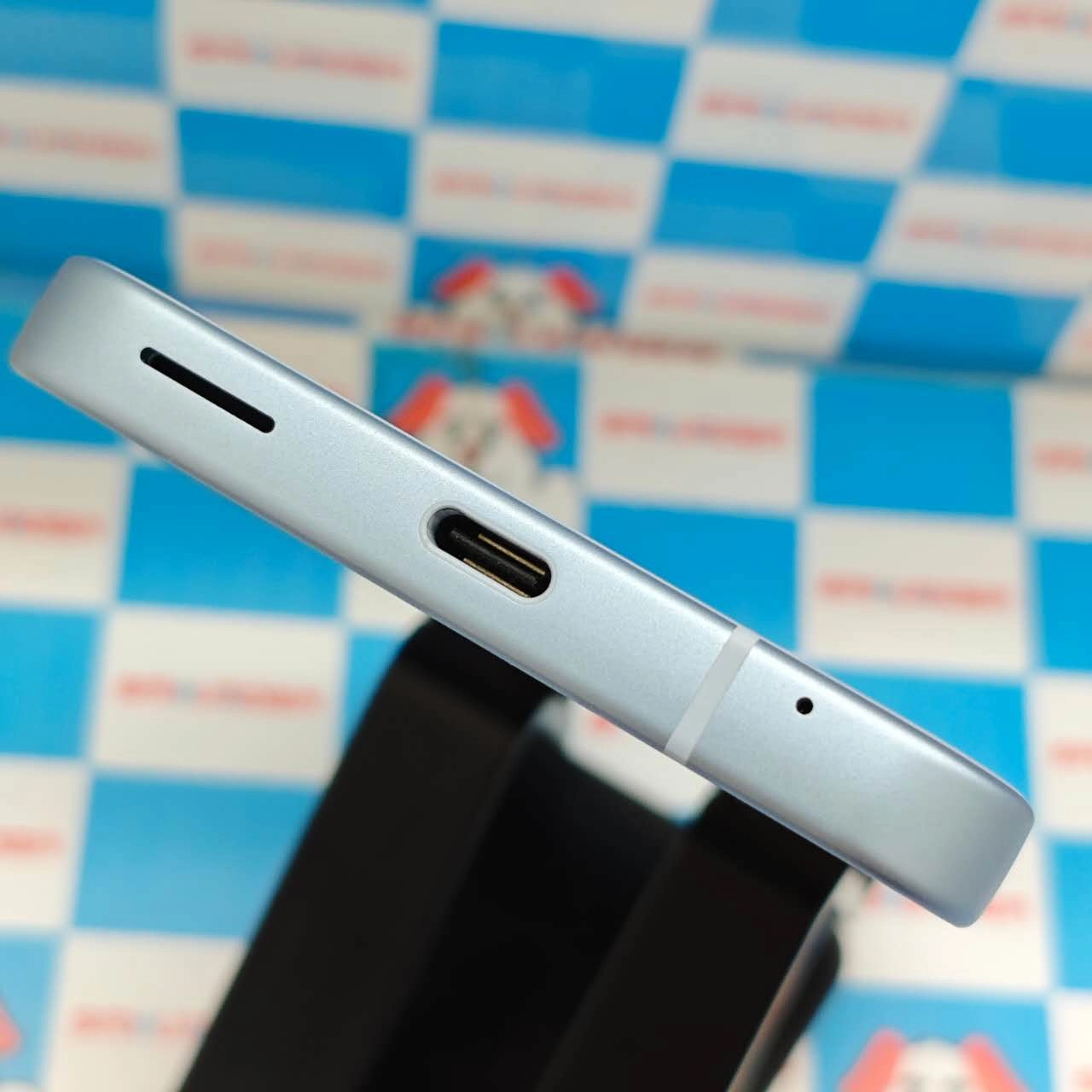 AQUOS sense9 6GB/128GB ブルー SHG14 AU版SIMフリー 極美品 au