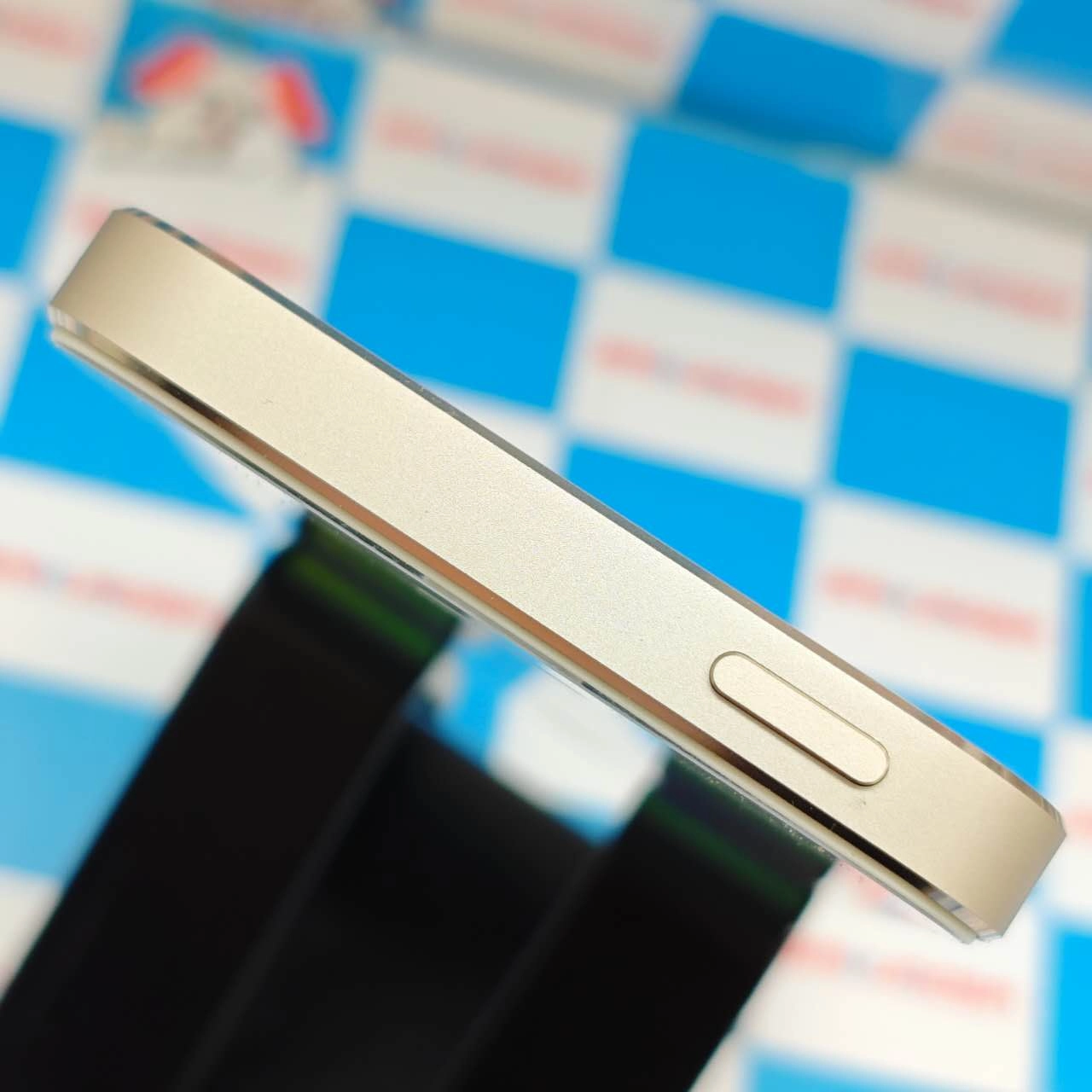 iPhone5s 16GB ゴールド ME334J/A SoftBank 訳あり品