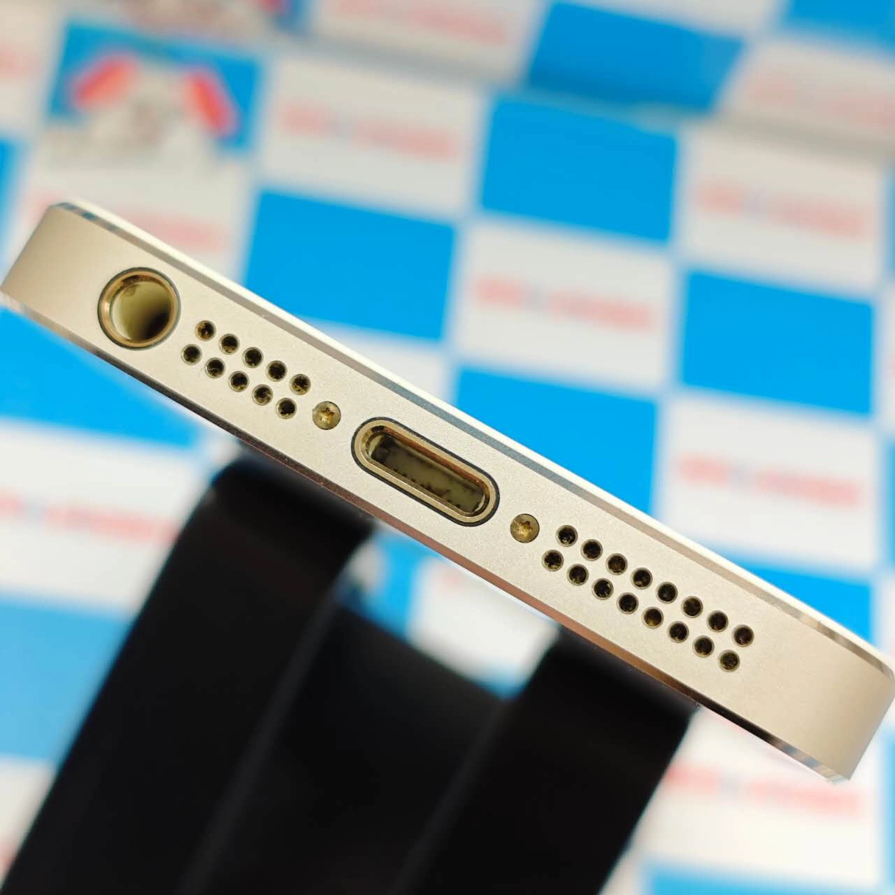 iPhone5s 16GB ゴールド ME334J/A SoftBank 訳あり品