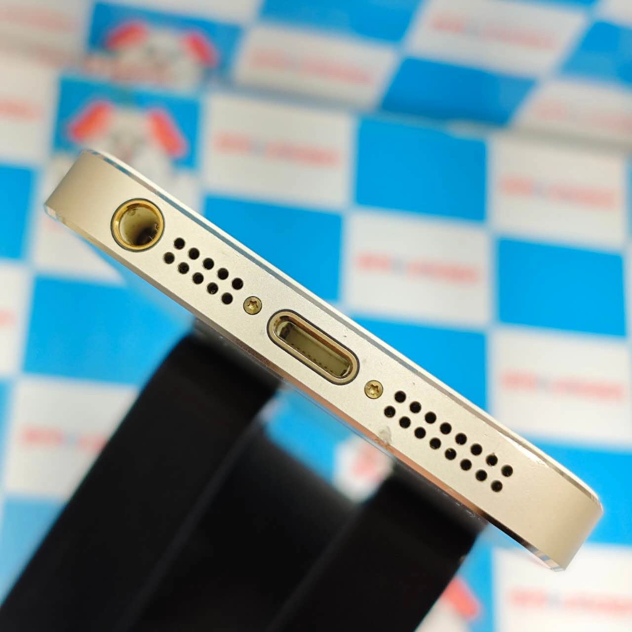 iPhone5s 16GB ゴールド ME334J/A SoftBank 訳あり品