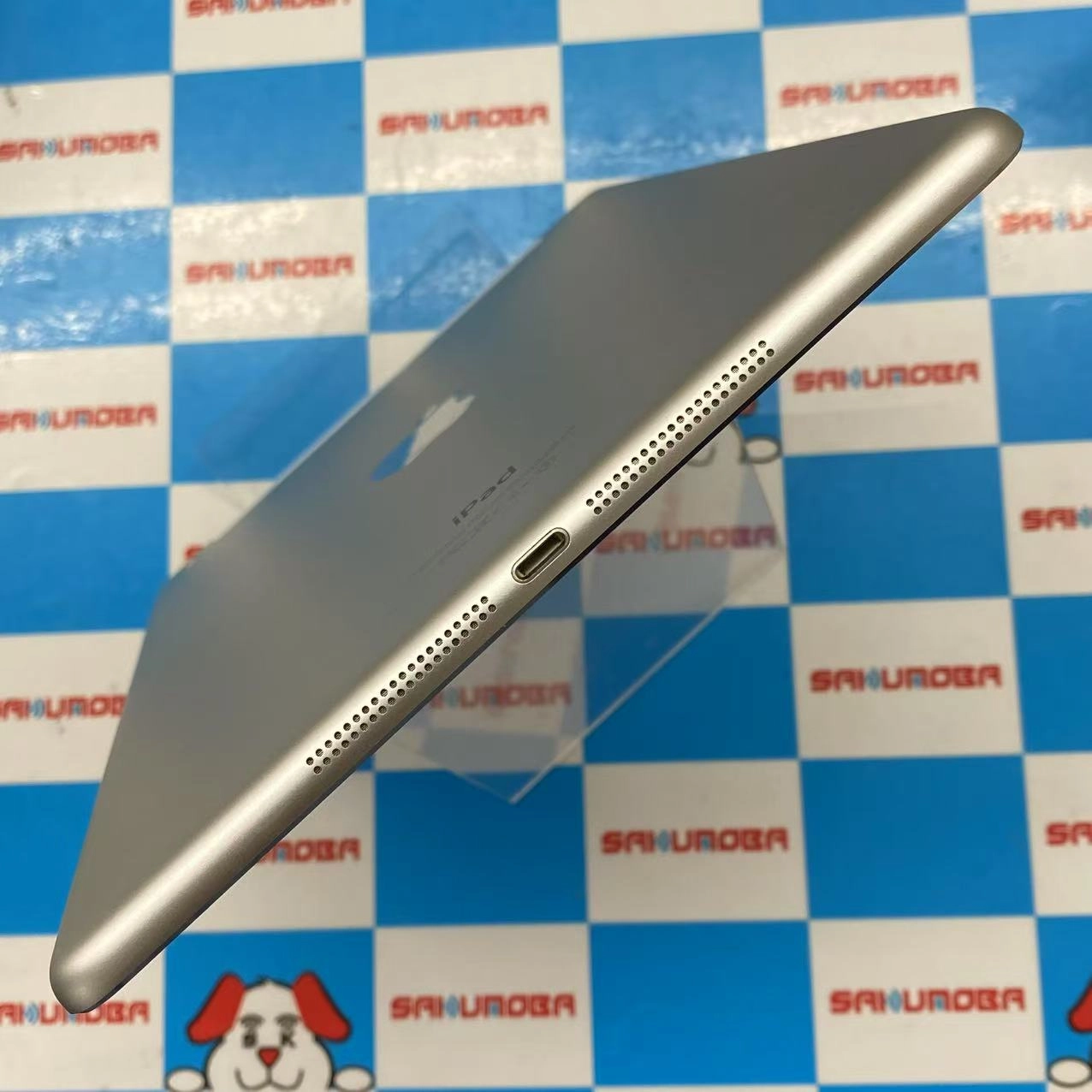 iPad Air 第1世代 Wi-Fi+Cellular 16GB シルバー MD794J/A docomo 美品 シルバ-