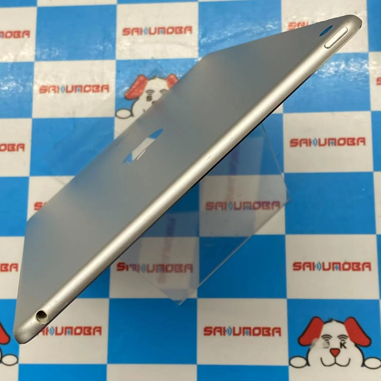 iPad Air 第2世代 Wi-Fiモデル 128GB シルバー MGTY2TH/A