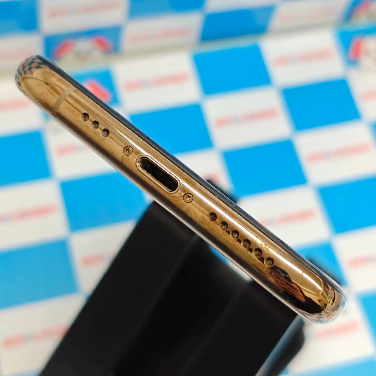 iPhoneXS 256GB ゴールド MTE22J/A docomo版SIMフリー