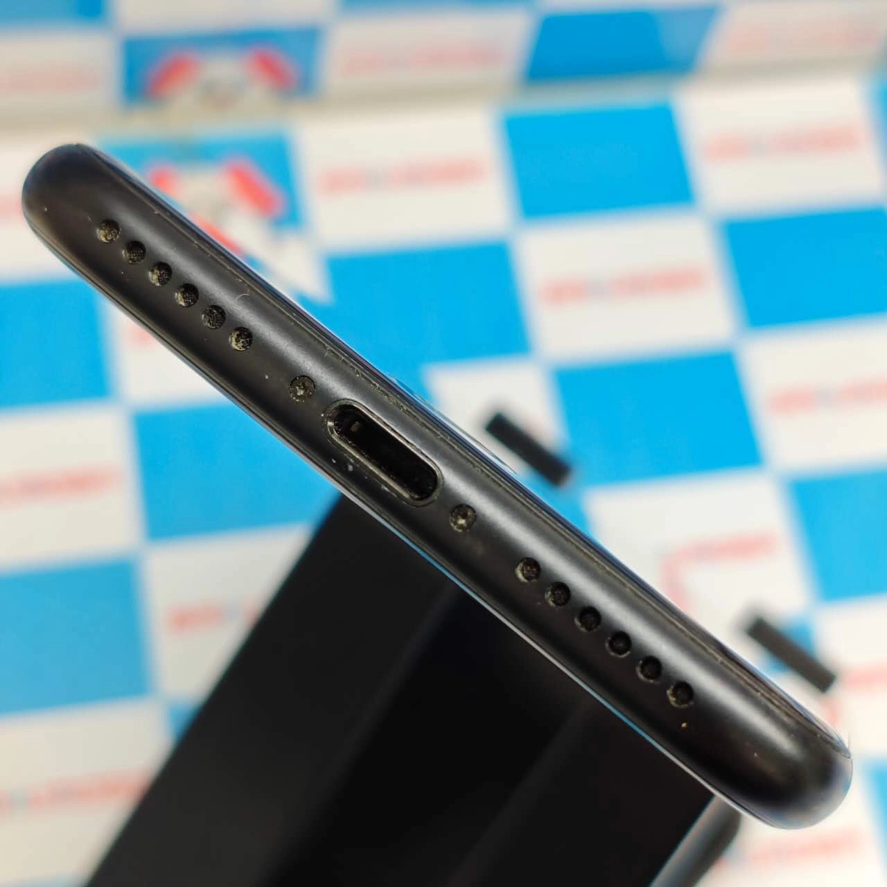 iPhoneSE 第2世代 64GB ブラック MHGP3J/A SoftBank版SIMフリー