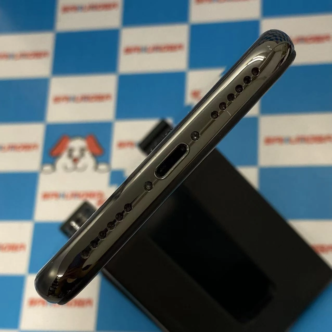 iPhone11 64GB ホワイト MWLU2J/A au版SIMフリー ジャンク品