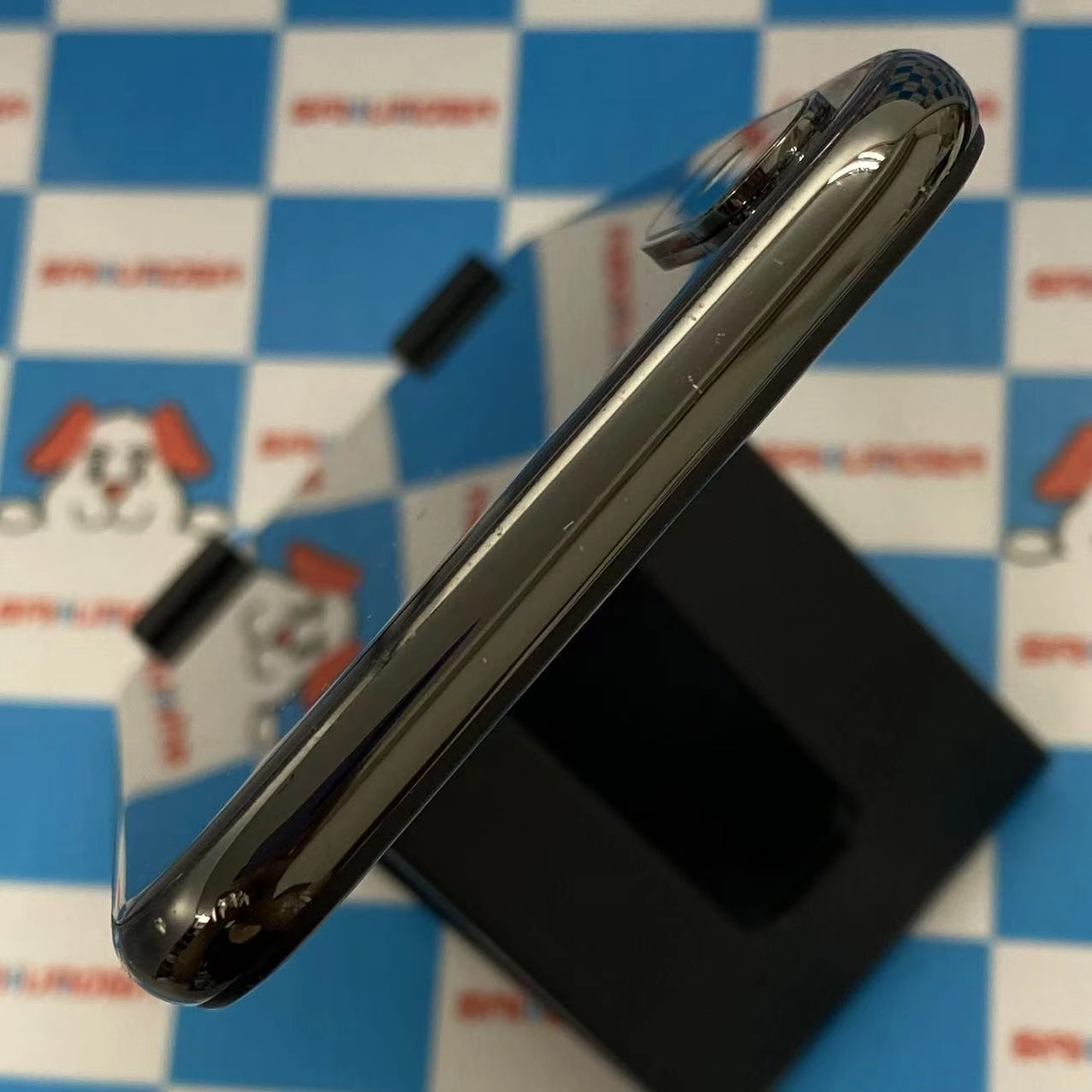 iPhone11 64GB ホワイト MWLU2J/A au版SIMフリー ジャンク品