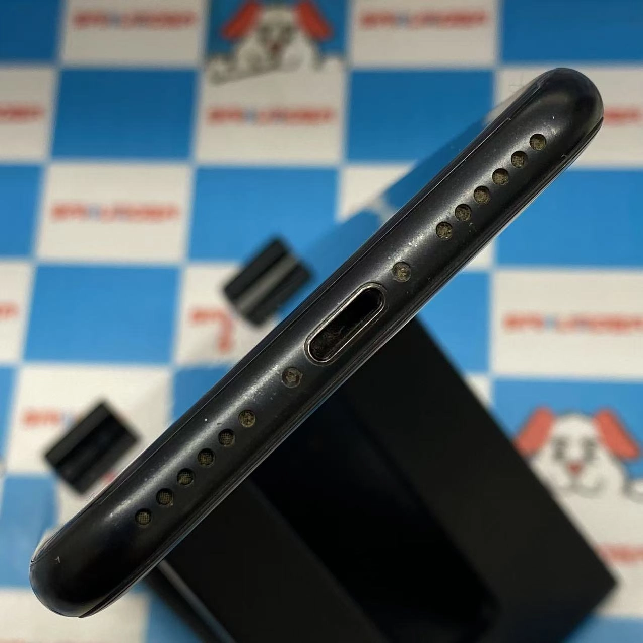 iPhoneSE 第2世代 64GB ブラック MX9R2J/A auジャンク品