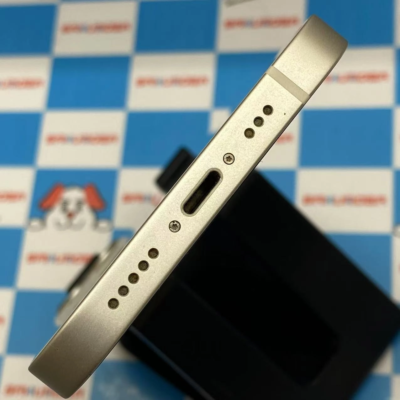 iPhone13 128GB スターライト MLND3J/A SIMロック解除済 au