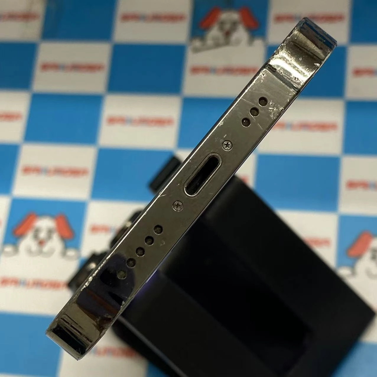 iPhone13 Pro 256GB グラファイト MLUN3J/A docomo版SIMフリージャンク品