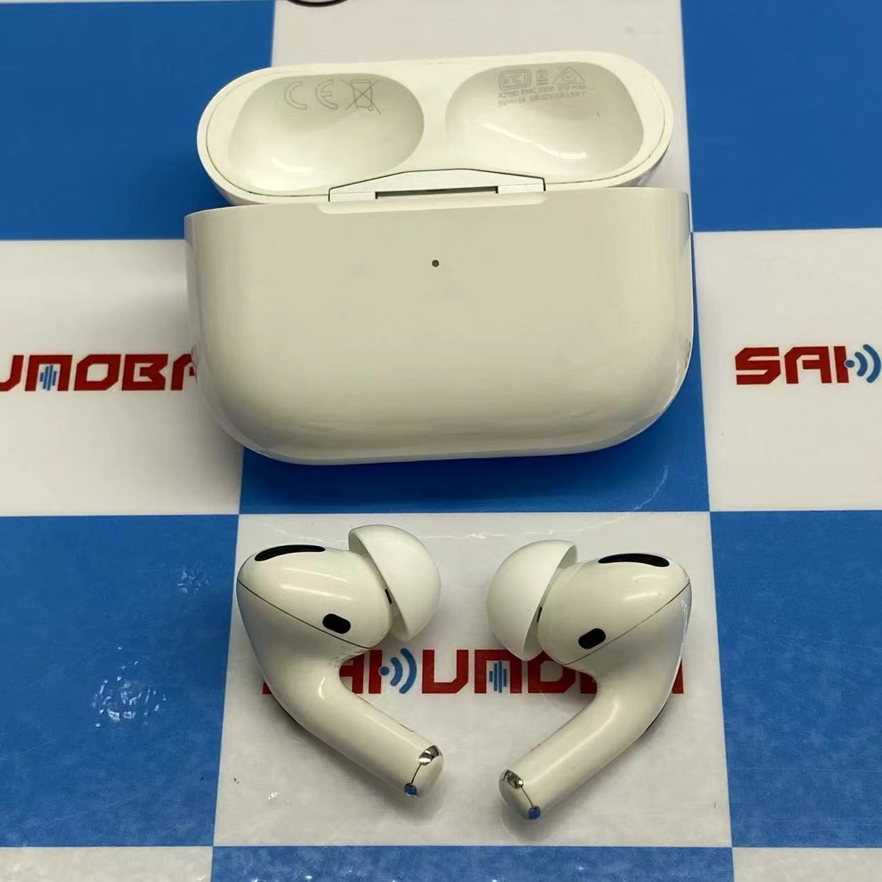 AirPods Pro 第1世代 2019年モデル ホワイト MWP22J/Aジャンク品