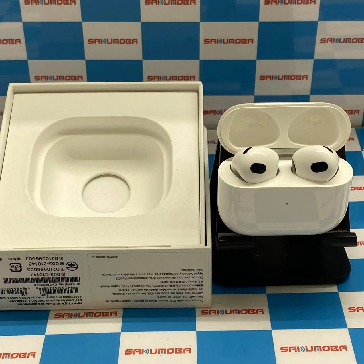 AirPods 第3世代 Lightning充電ケース付き ホワイト MPNY3J/Aジャンク品 *