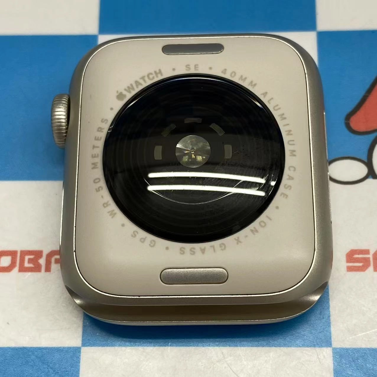 Apple Watch SE 第2世代 40mm GPSモデル 32GB スターライト MNJP3J/A訳あり品