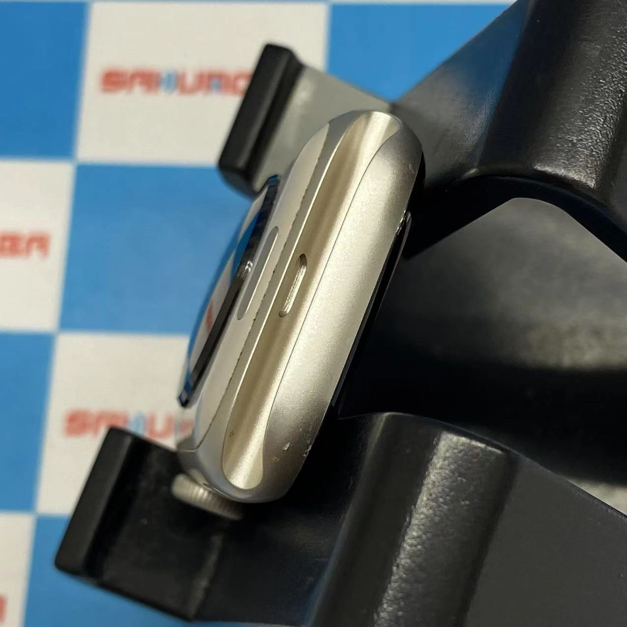 Apple Watch SE 第2世代 40mm GPSモデル 32GB スターライト MNJP3J/A訳あり品