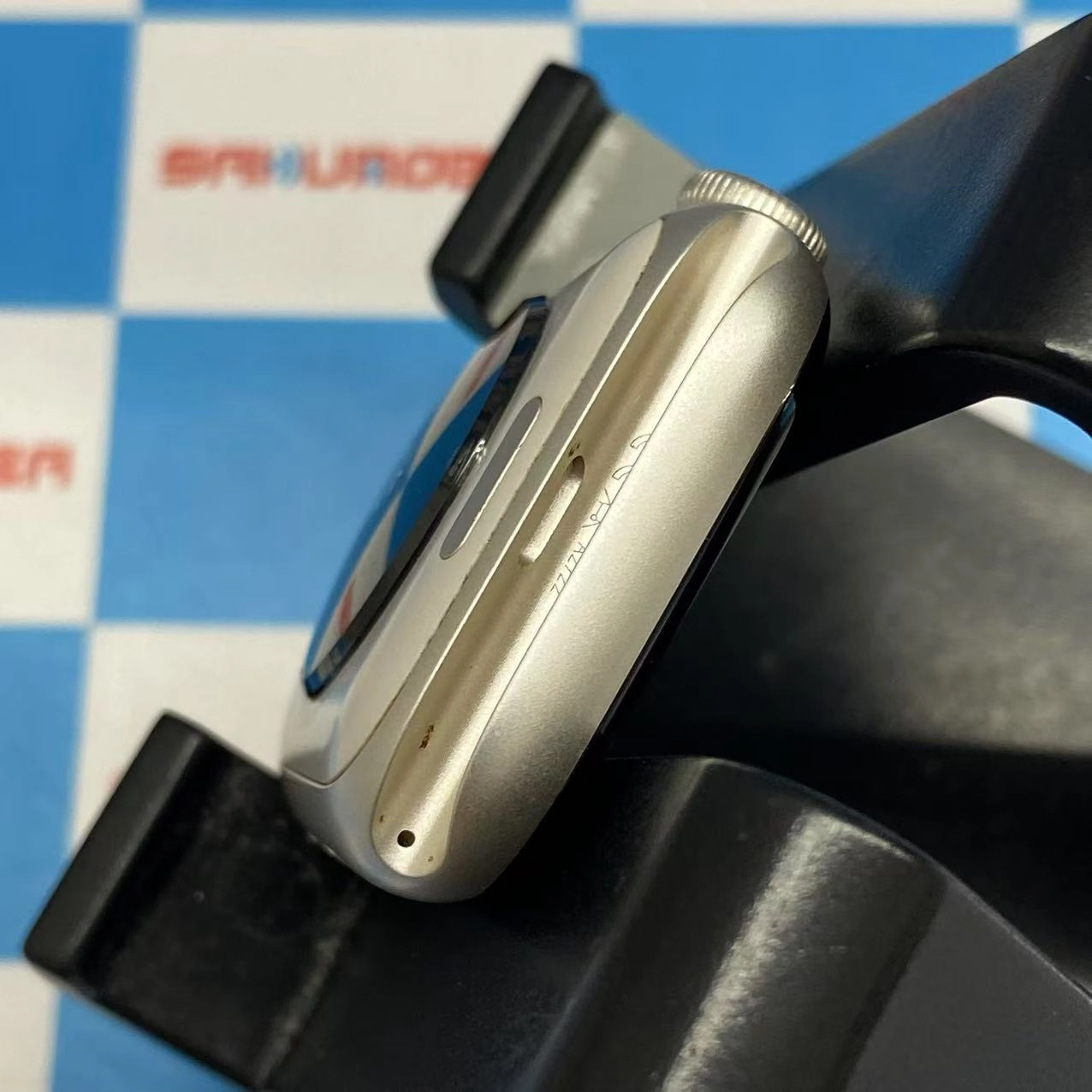 Apple Watch SE 第2世代 40mm GPSモデル 32GB スターライト MNJP3J/A訳あり品