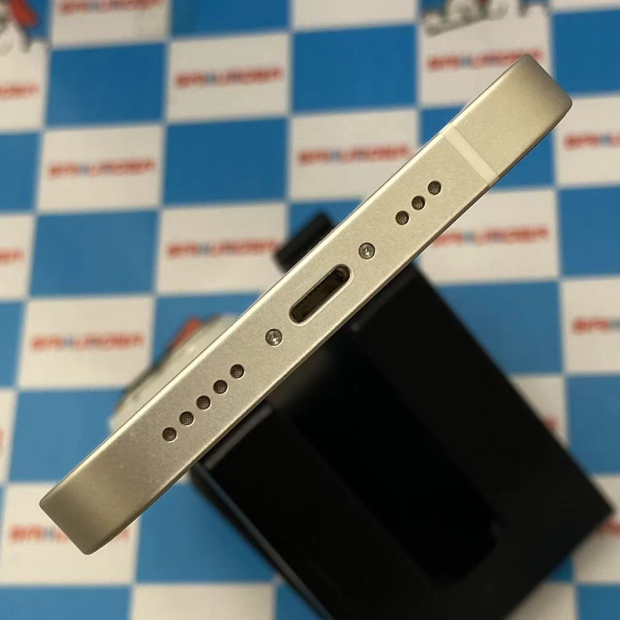 iPhone14 256GB スターライト MPW33J/A SIMフリー 極美品