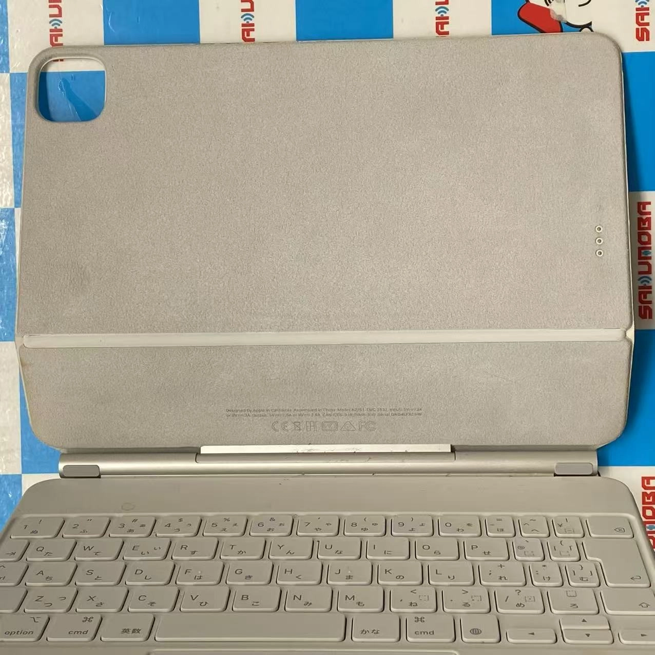 11インチiPad Pro(第2世代)用 Magic Keyboard  日本語 ホワイト A2261 **