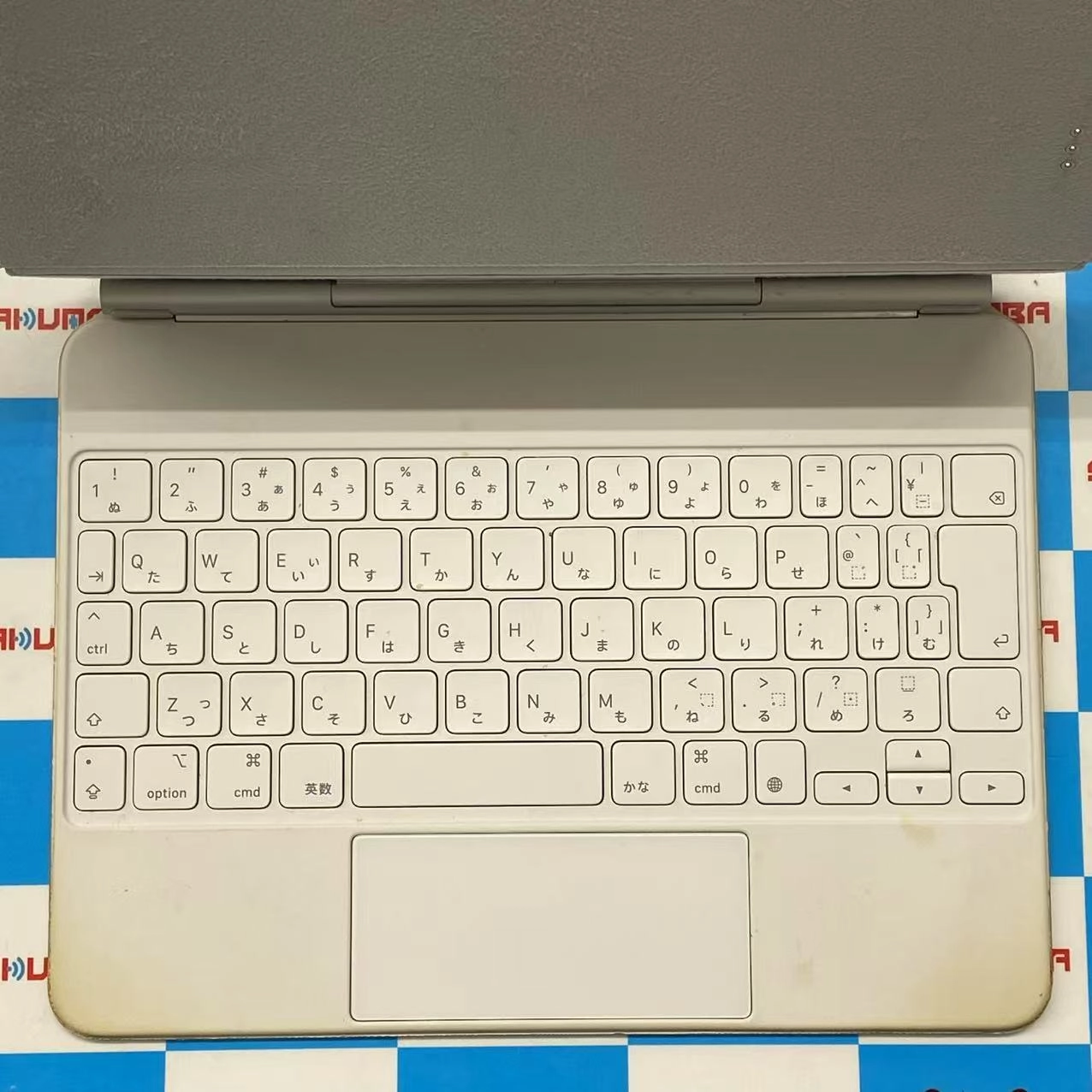 11インチiPad Pro(第2世代)用 Magic Keyboard  日本語 ホワイト A2261 **