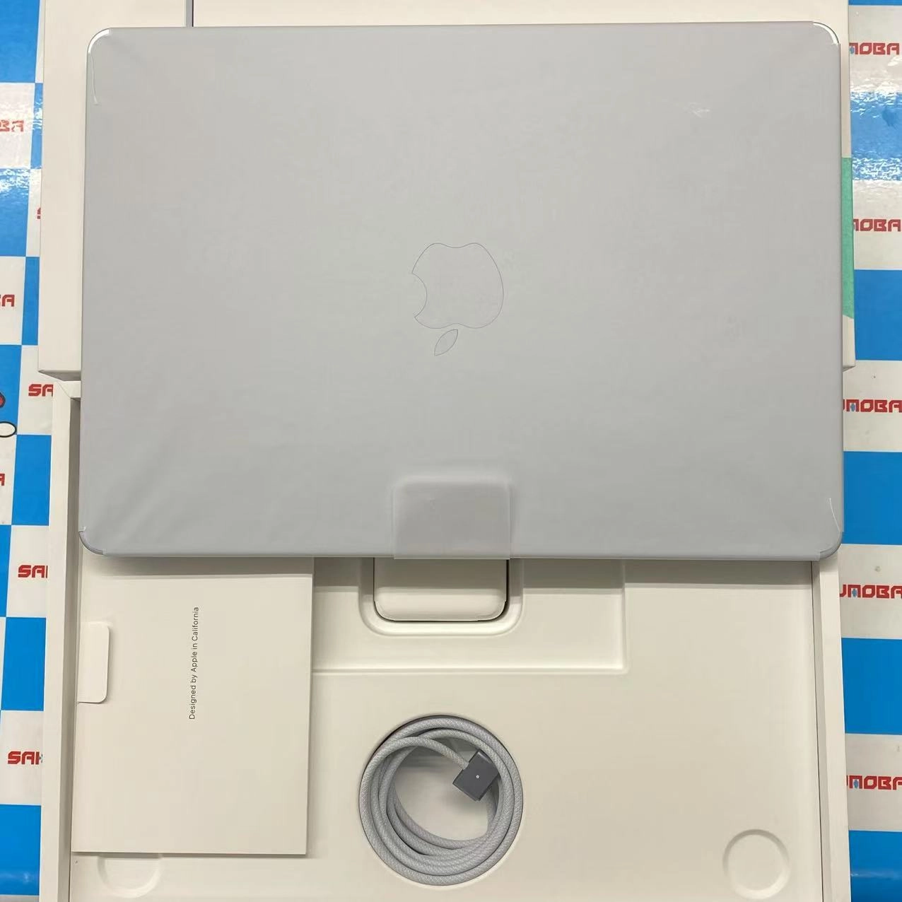 MacBook Air 13インチ Early2025 Apple M4 CPU:10C/GPU:8C 16GBGB/256GB USキーボード  Z1H70005HJ/A 新品同様 ミッドナイト