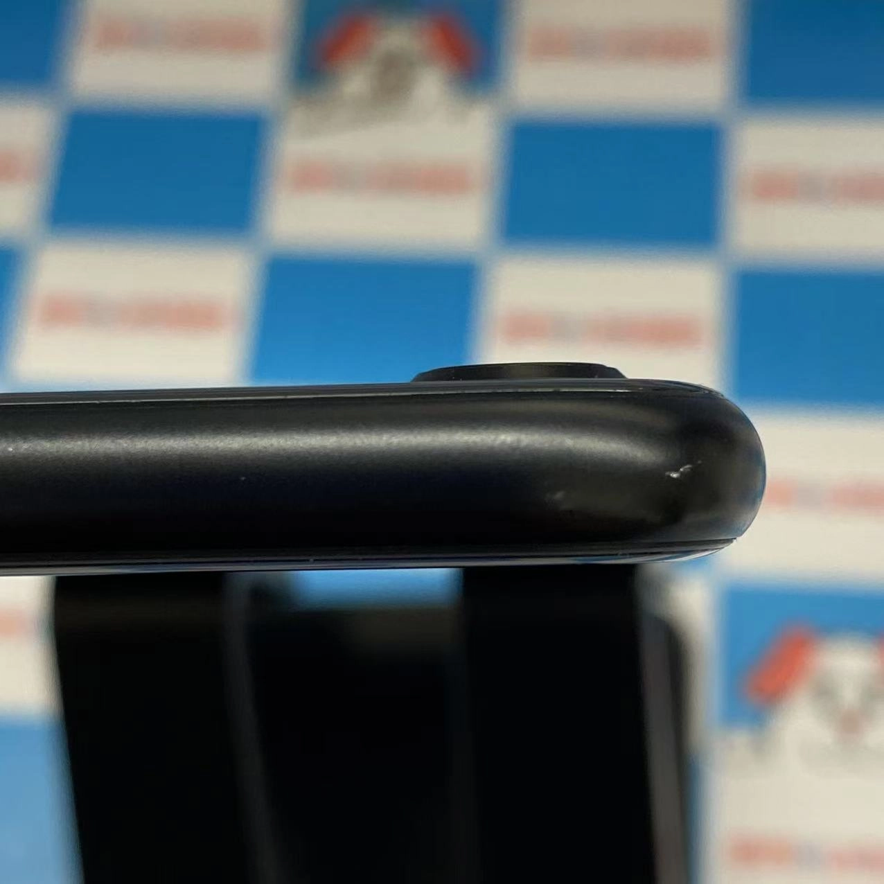 iPhoneSE 第2世代 64GB ブラック MHGP3J/A SIMロック解除済 au