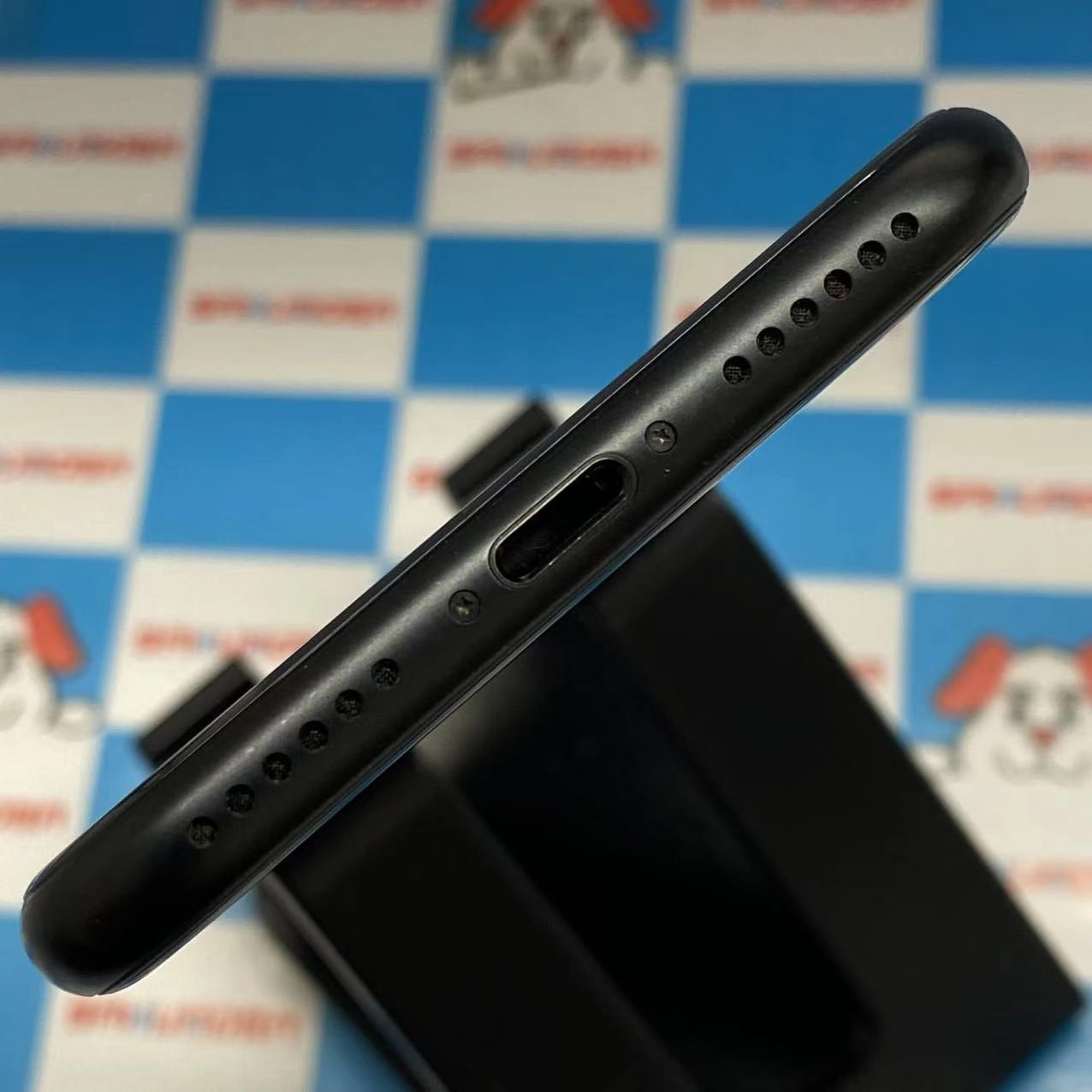 iPhoneSE 第2世代 64GB ブラック MHGP3J/A SIMロック解除済 au