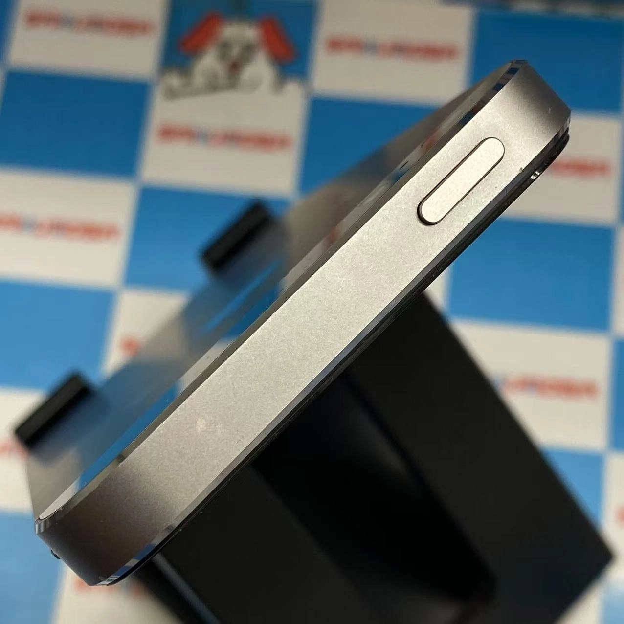 iPhone5s 16GB スペースグレイ ME332J/A au 訳あり品