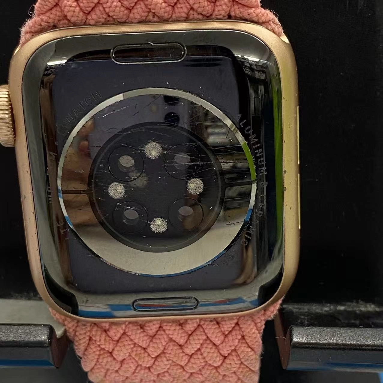 Apple watch Series6 40mm ゴールド M0DP3J/A Apple版SIMフリー