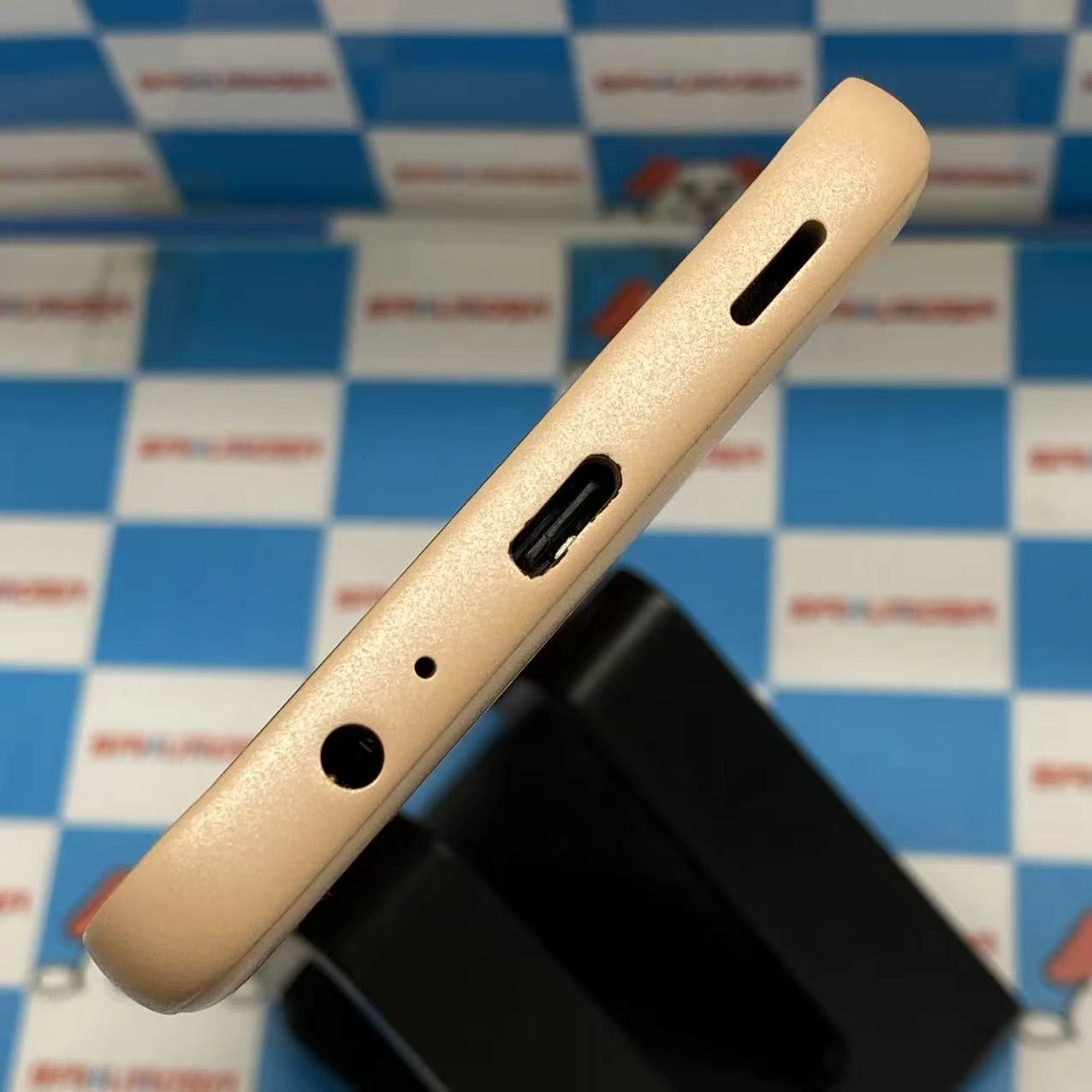 arrows We2 64GB ライトオレンジ FCG02 AU版SIMフリー au