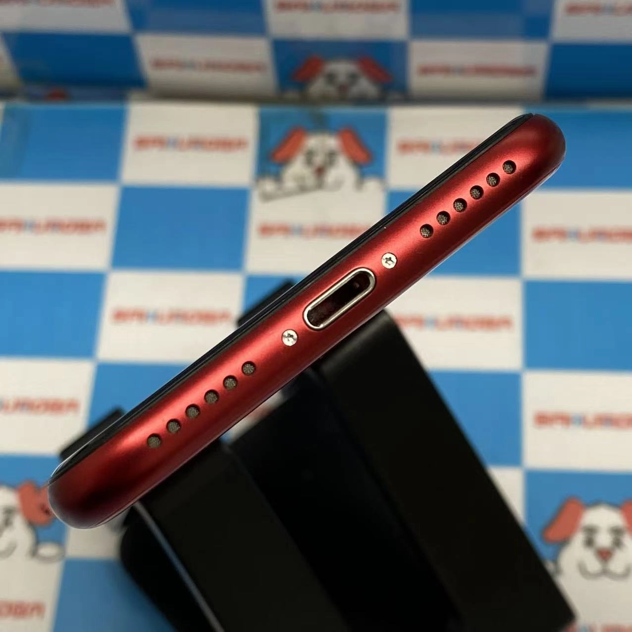 iPhoneSE 第2世代 64GB Product Red MHGR3J/A SoftBank版SIMフリー 極美品