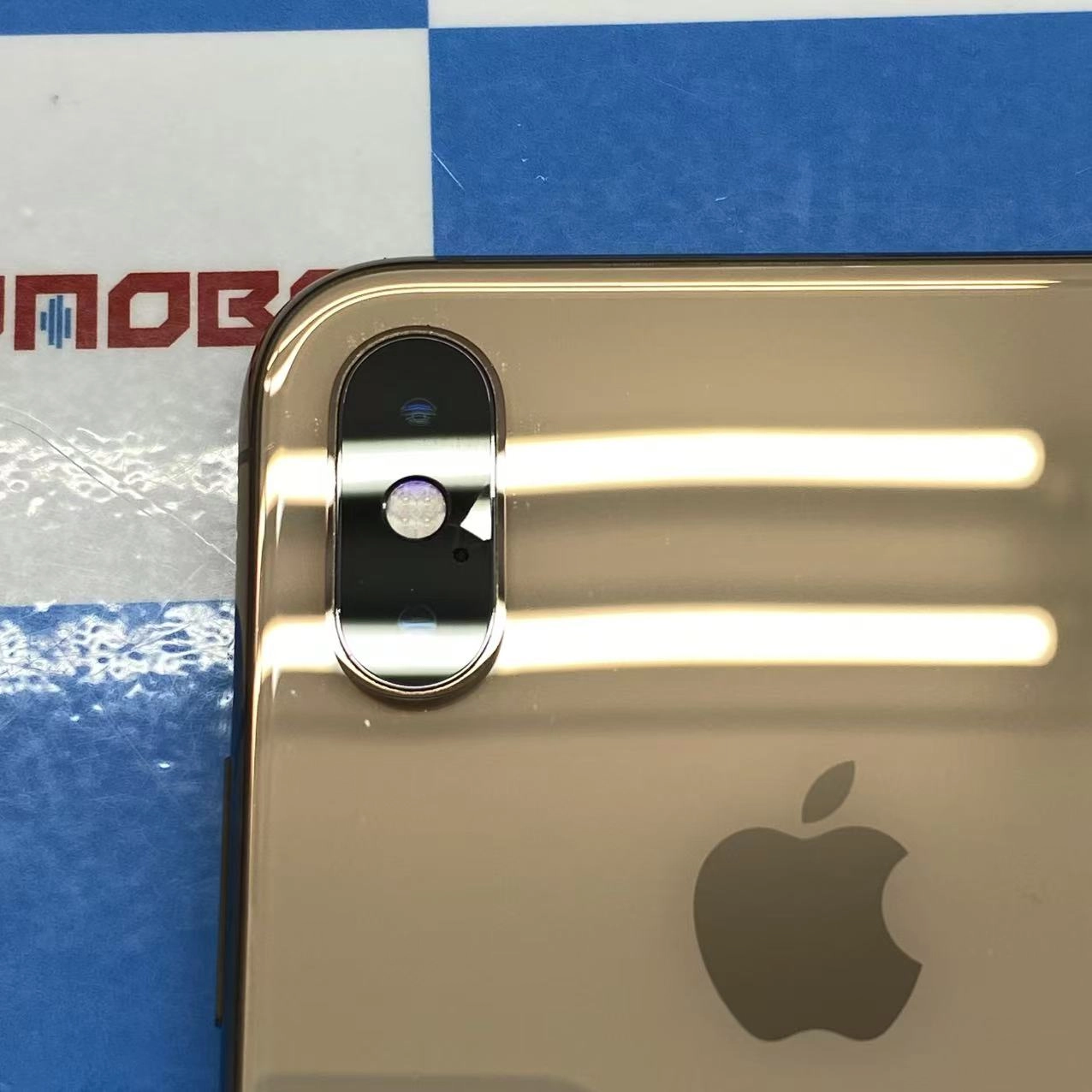 iPhoneXS 64GB ゴールド MTAY2J/A  docomo版SIMフリー ジャンク品