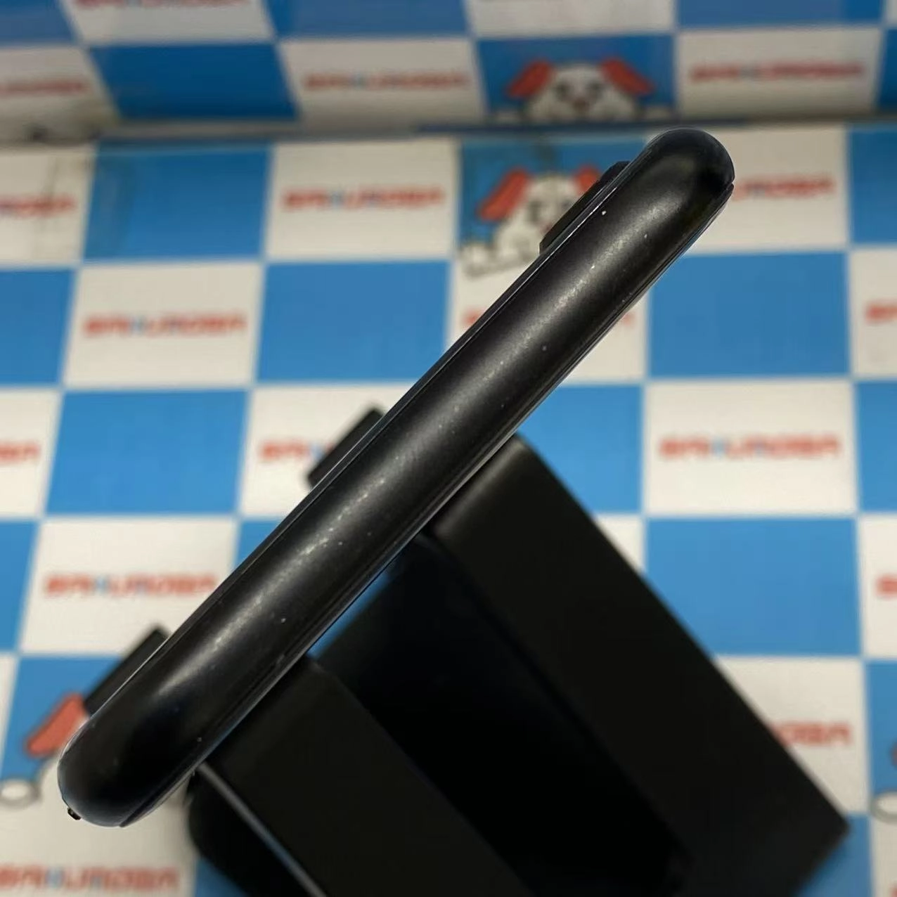 iPhoneSE 第2世代 64GB ブラック MHGP3J/A Apple版SIMフリー 訳あり品