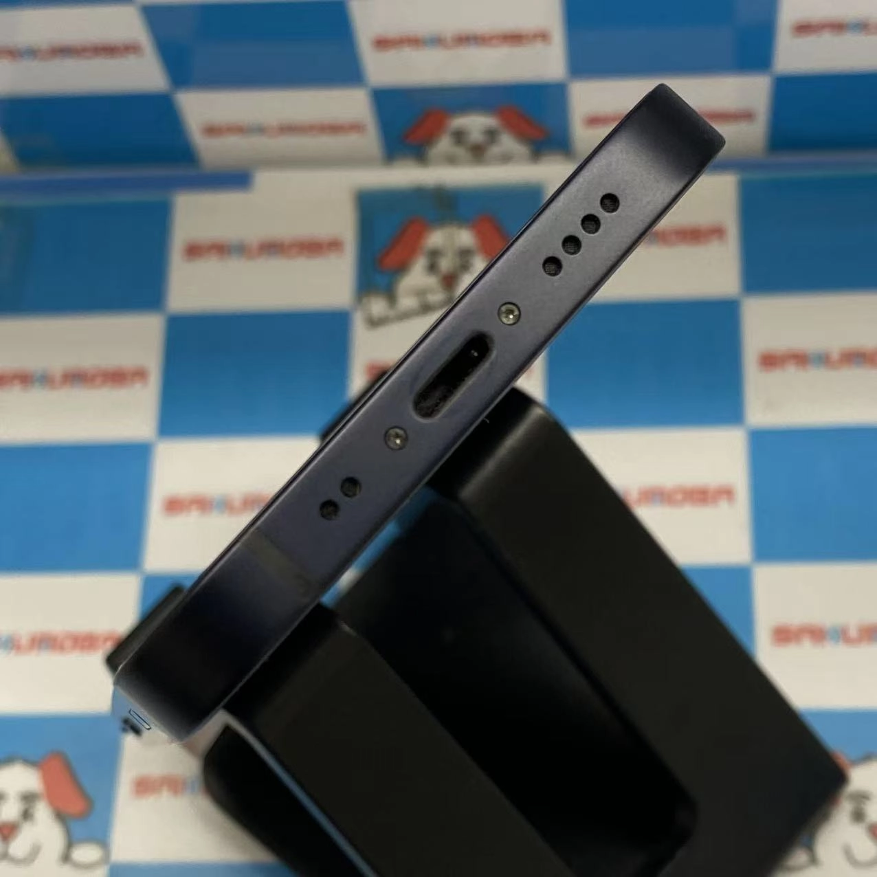 iPhone12 mini 128GB ブラック MGDJ3J/A docomo版SIMフリー 美品