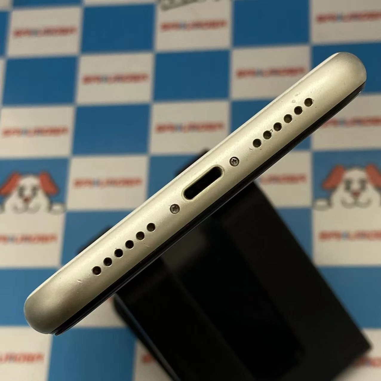 iPhone11 128GB ホワイト MWM22J/A AU版SIMフリー ジャンク品 au