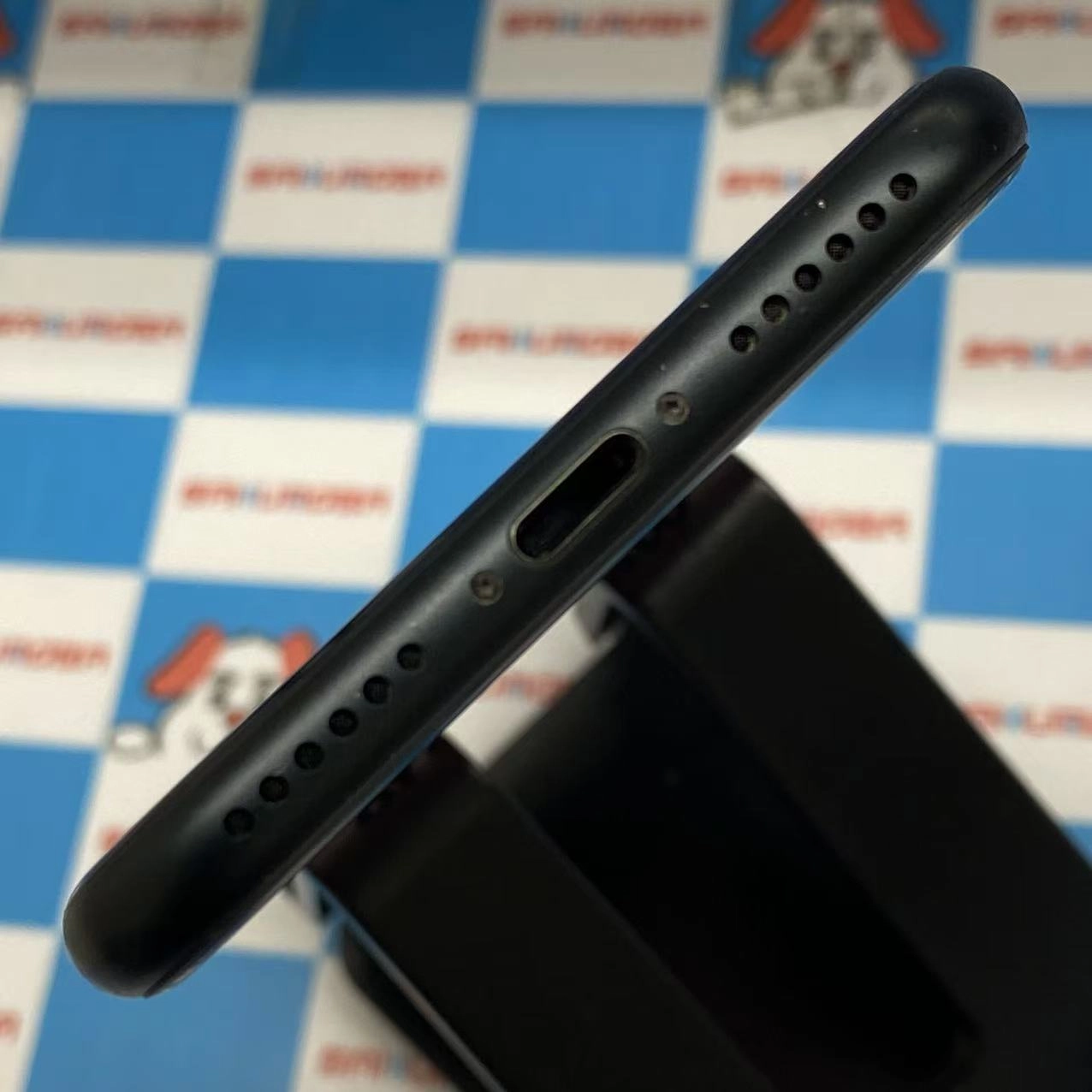 iPhoneSE 第3世代 64GB ミッドナイト MMYC3J/A SIMフリー