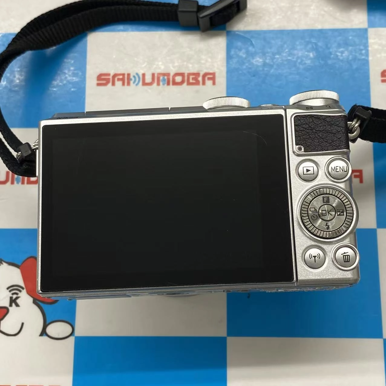 Nikon 1 J5 標準パワーズームレンズキット シルバー