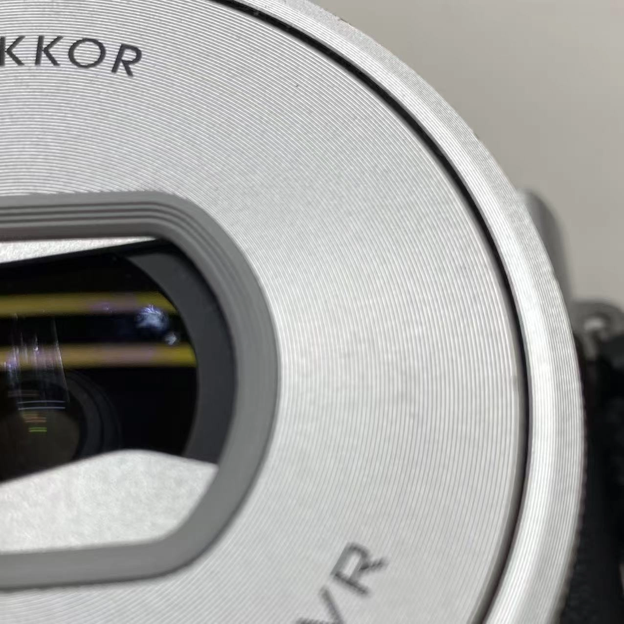 Nikon 1 J5 標準パワーズームレンズキット シルバー