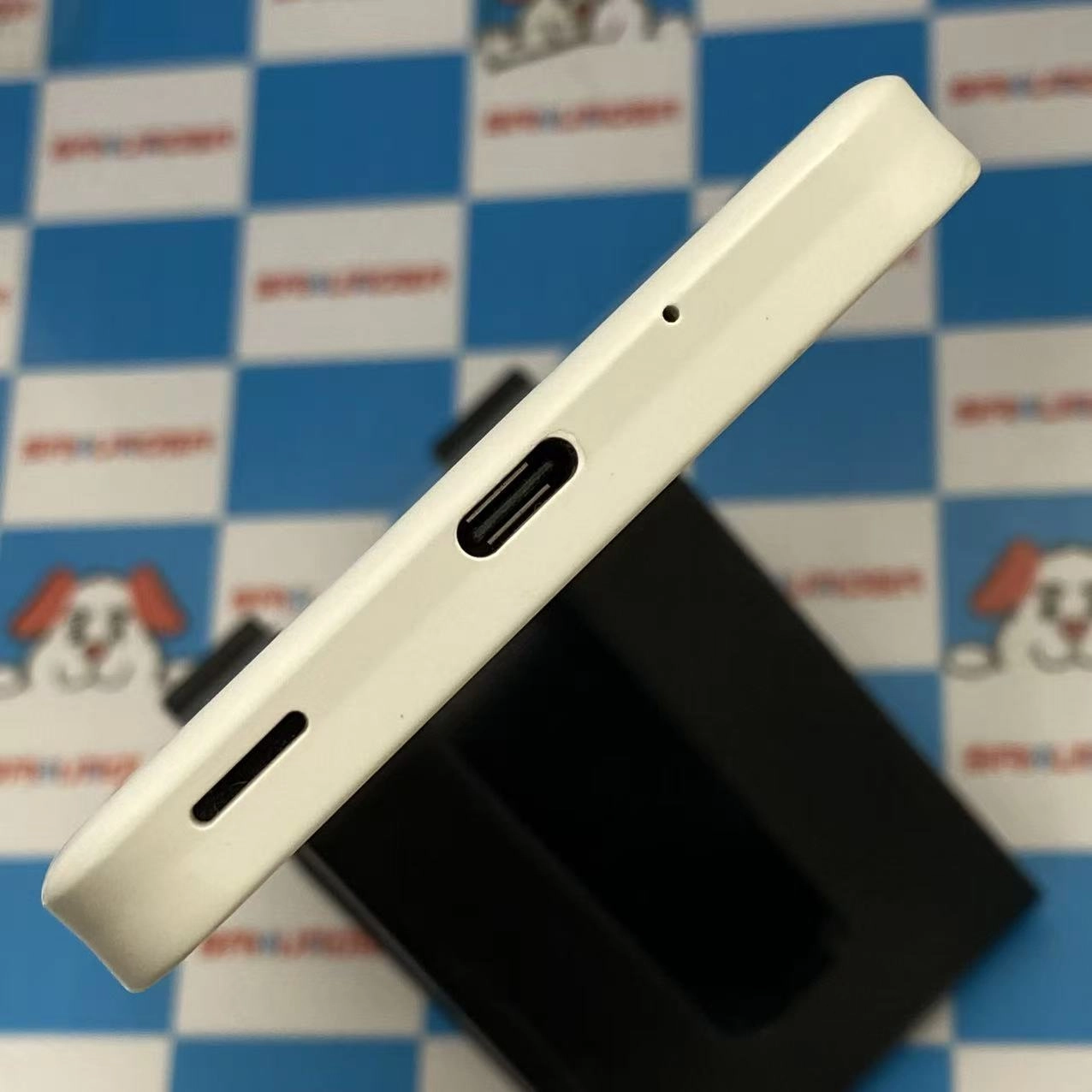 AQUOS wish3 4GB/64GB ホワイト A302SH SoftBank版SIMフリー