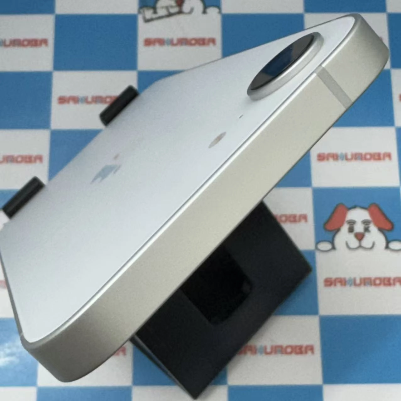 iPhone 16e 128GB ホワイト MD1R4J/A SoftBank版SIMフリー 美品