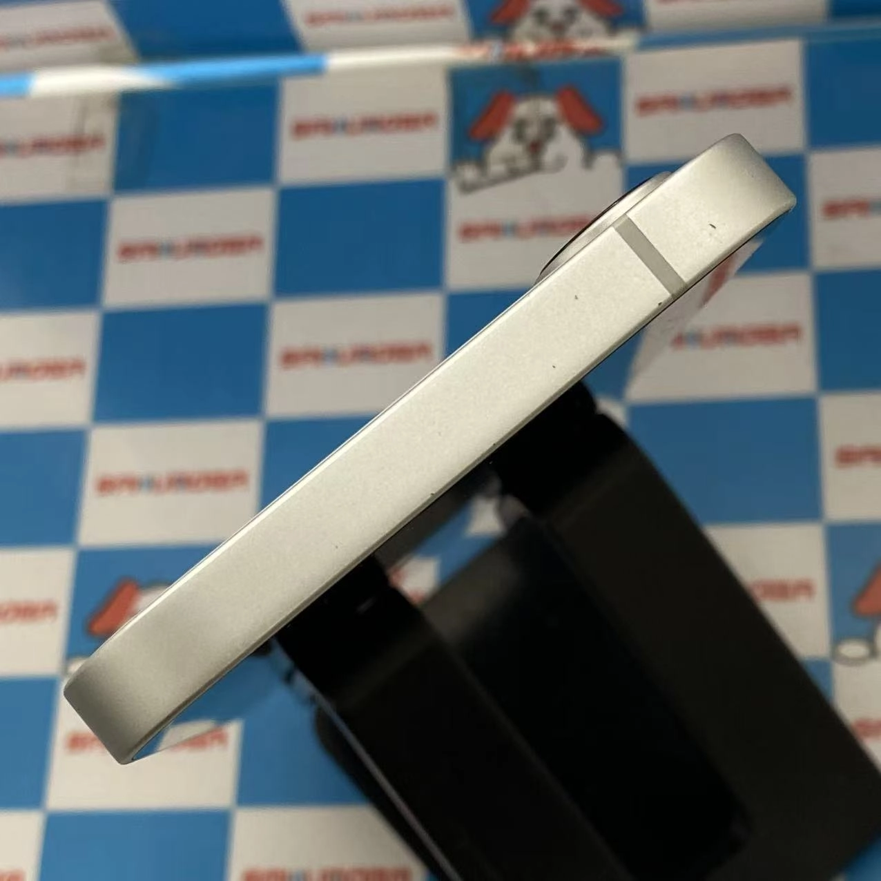 iPhone 16e 256GB ホワイト MD1W4J/A SoftBank版SIMフリー